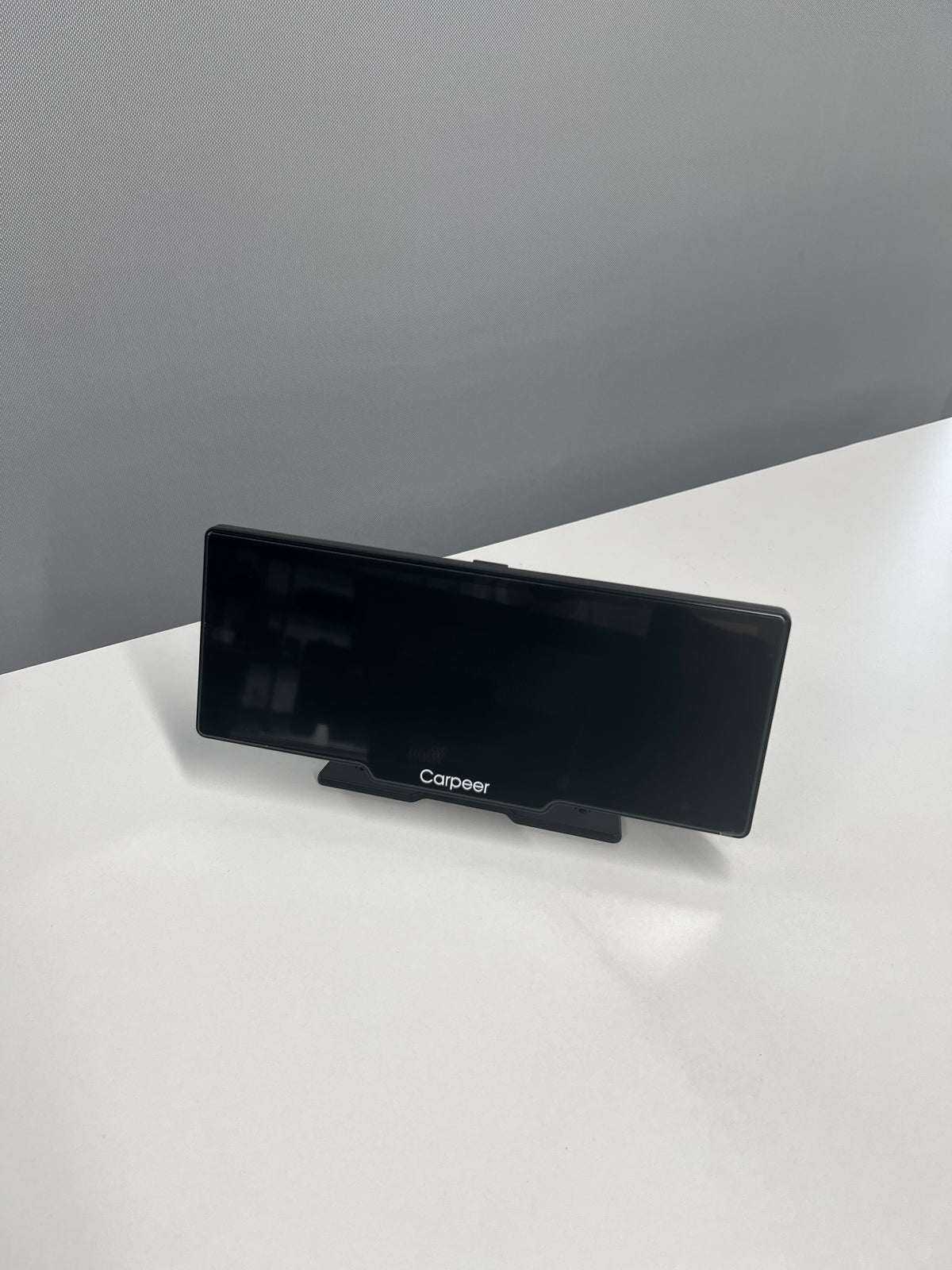 1026A vehicle navigation display front view